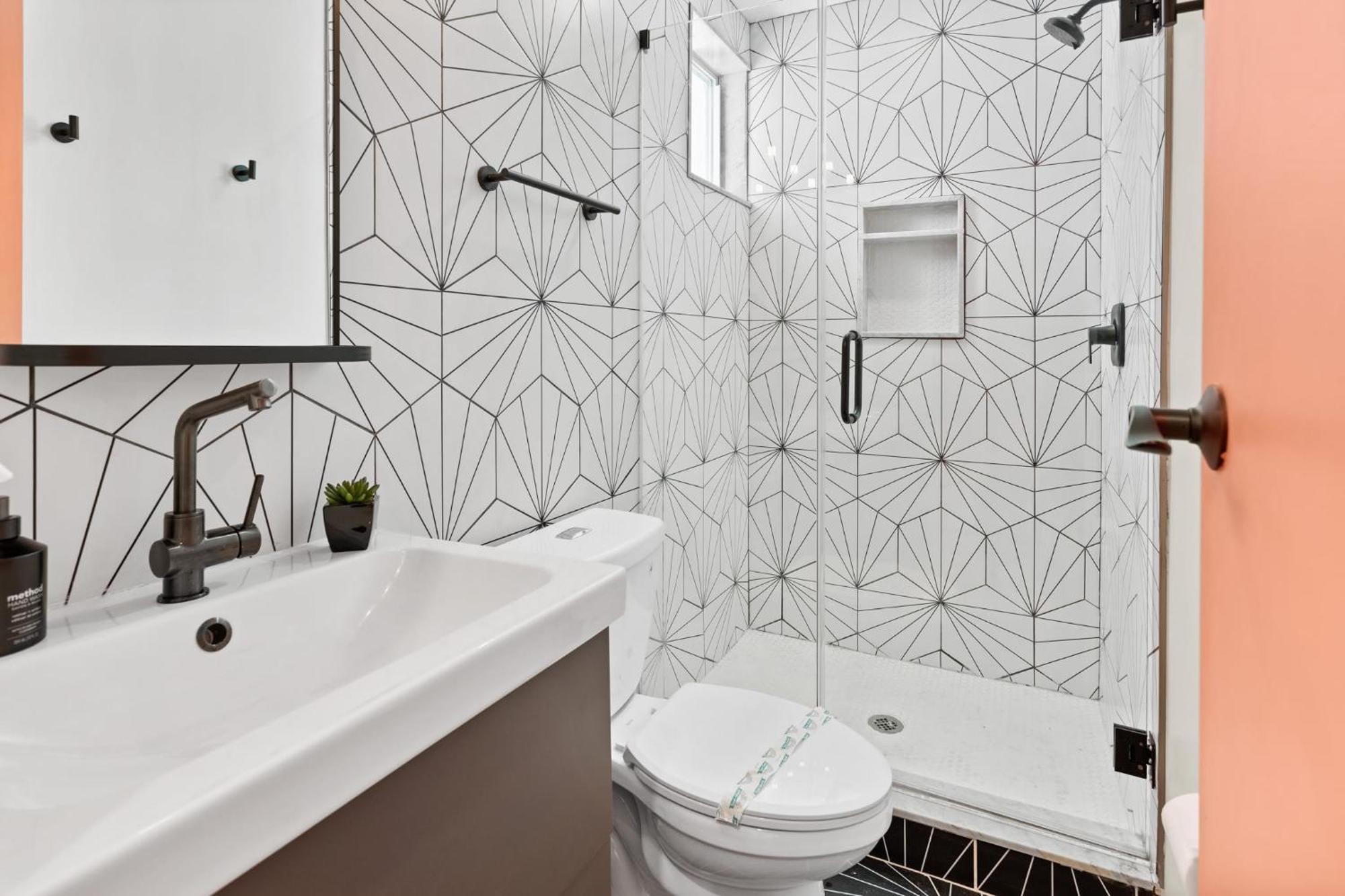 Urban Chic 1br - Walk To Boardwalk - Min To *